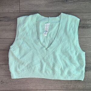 Alo Yoga Supernatural Sweater Tank in Spearmint - barely worn!